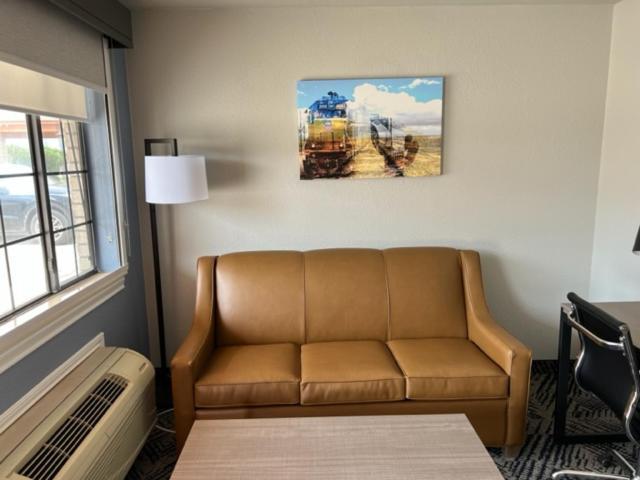 Garden Inn & Suites Hebbronville ภายนอก รูปภาพ