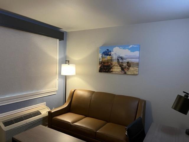 Garden Inn & Suites Hebbronville ภายนอก รูปภาพ