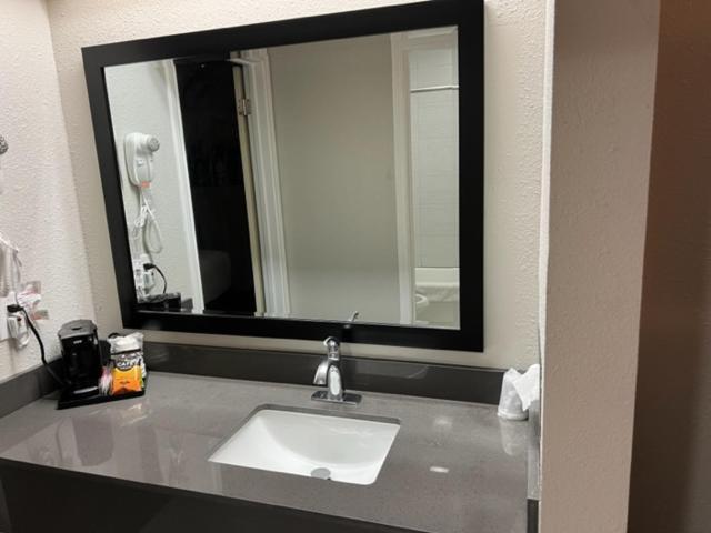 Garden Inn & Suites Hebbronville ภายนอก รูปภาพ