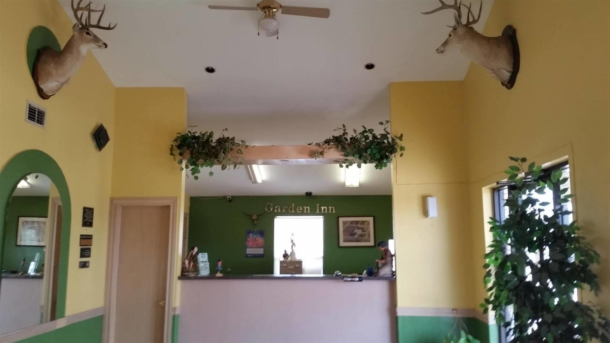 Garden Inn & Suites Hebbronville ภายนอก รูปภาพ